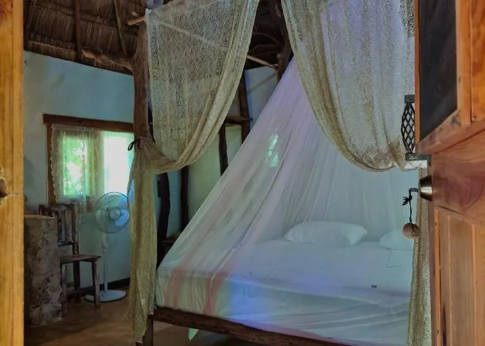 Casa Mango Acomodação com café da manhã  4*